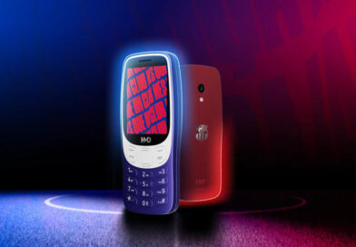 HMD Unveils Push-Button Phone Barça 3210