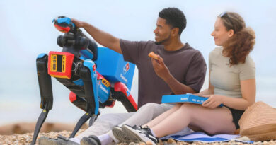Domino’s Trains Boston Dynamics Spot Robot Dog to Deliver Pizza and Keep Seagulls Away