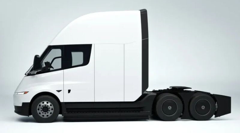Tesla Semi Trucks Receivs Smaller-Capacity Batteries Than Planned