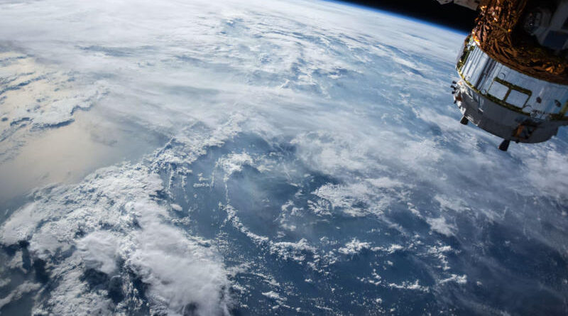 Satellite Connectivity Coming to Android Smartphones: Globalstar Struck a Deal with Skylo